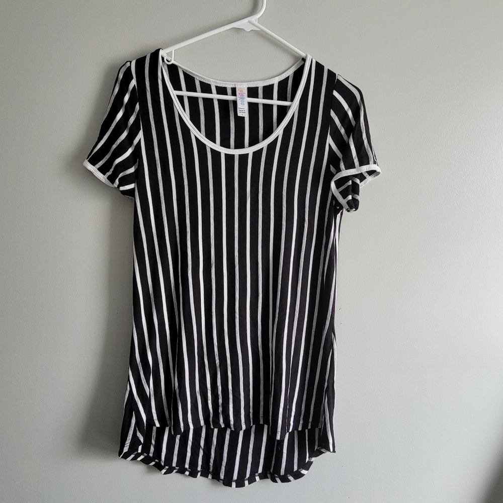 LulaRoe Tee